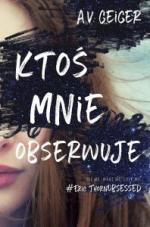 Okładka Ktoś mnie obserwuje